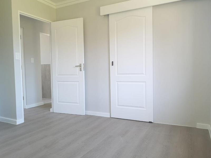 To Let 2 Bedroom Property for Rent in Sunningdale Western Cape